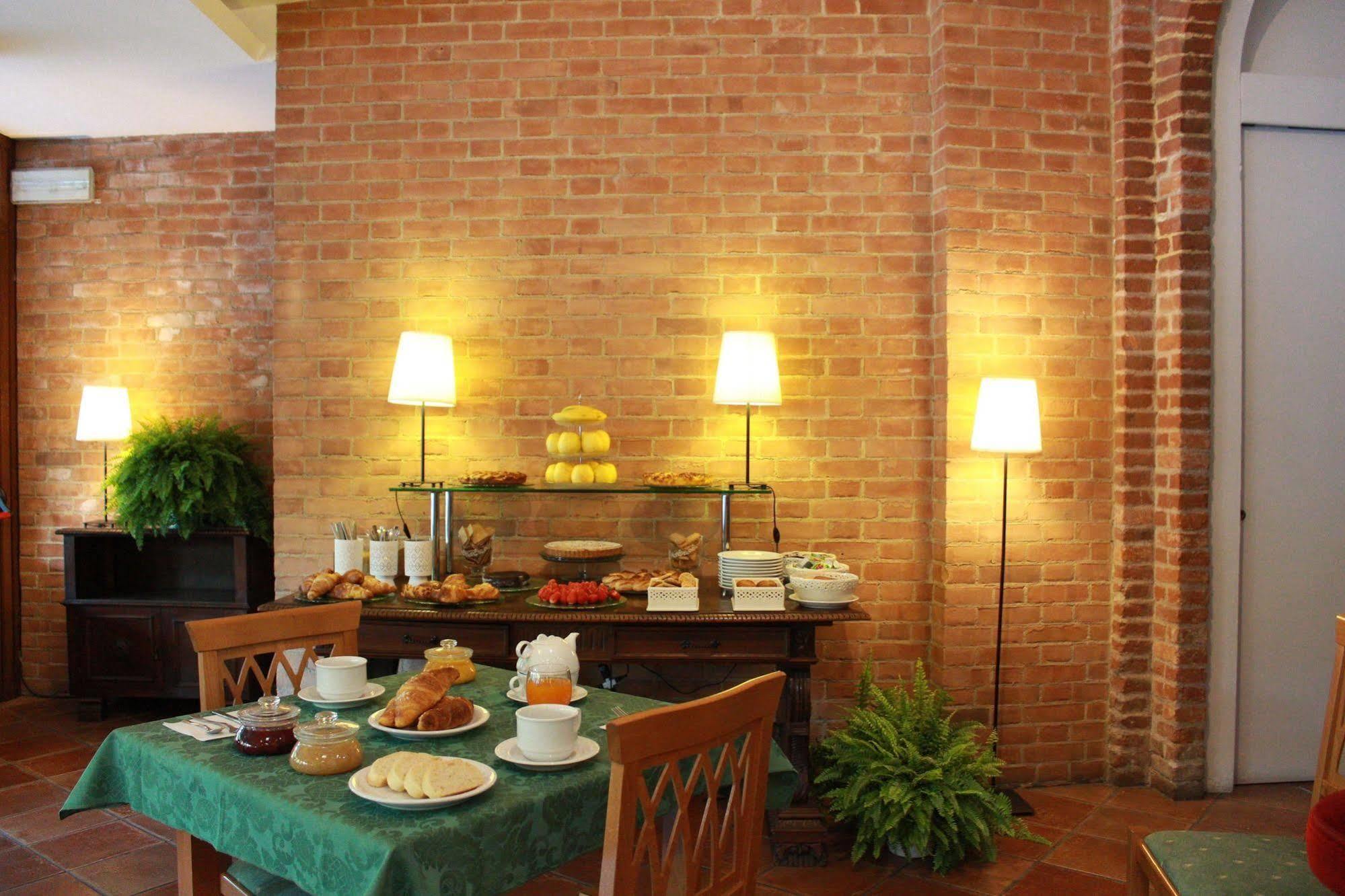 Hotel Portici Vicoforte Ngoại thất bức ảnh